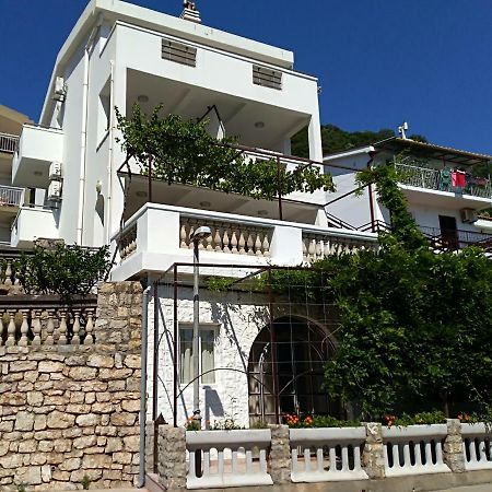 Apartmani Jovanovic Petrovac Exterior photo